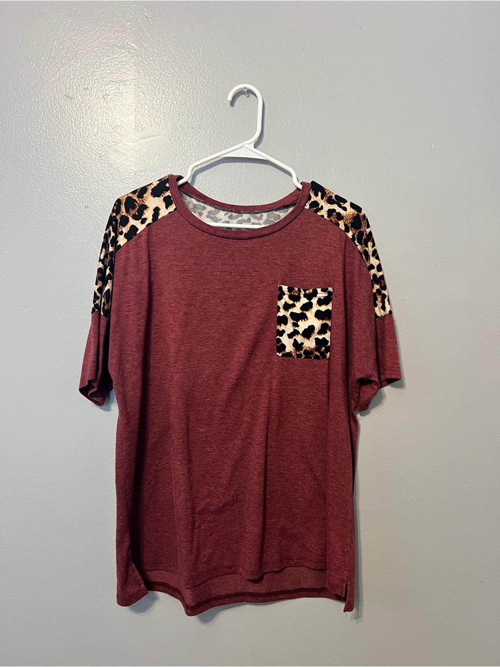 Leopard-Accent Maroon Women's Tee